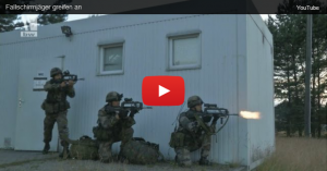 Fallschirmjäger greifen an – Paratrooper assault