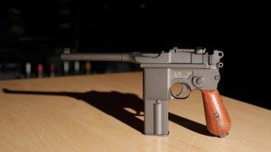 RedWolf Airsoft // KWC M712 CO2 GBB review