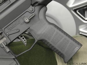 Tactical Link // PDW Grip for AR15